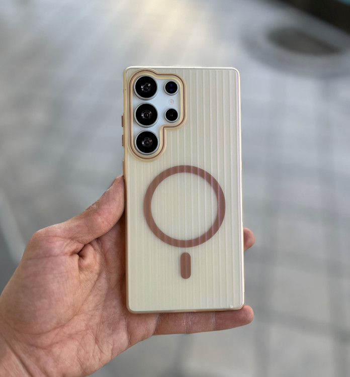 قاب مات مگسیف دار نیدد مدل Matte Magsafe در رنگهای خاص و طراحی شیک