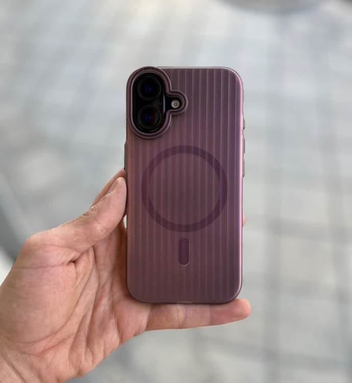 قاب مات مگسیف دار نیدد مدل Matte Magsafe در رنگهای خاص و طراحی شیک