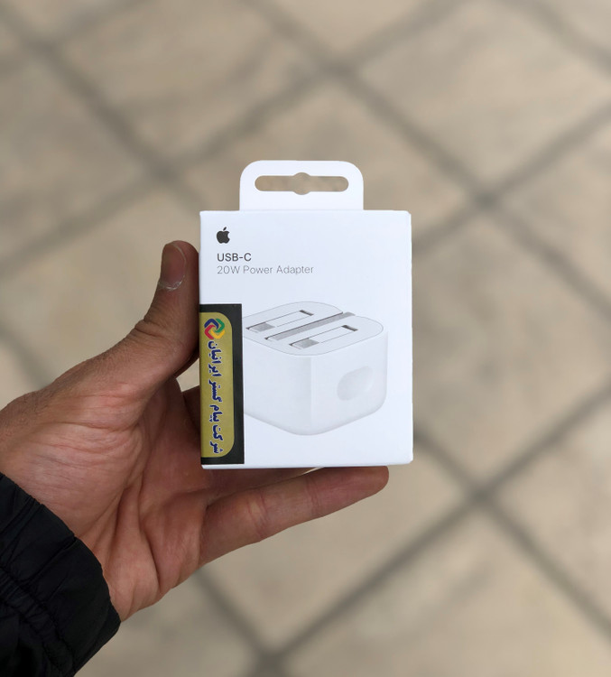 تصویر شارژر دیواری اپل مدل ۲۰ وات USB-C Power Adapter سفید رنگ – آداپتور رسمی Apple با توان ۲۰W