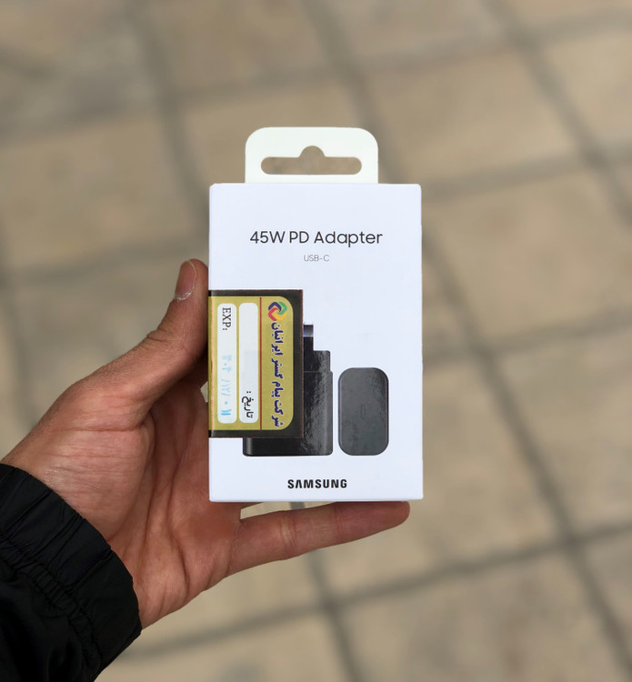 تصویر شارژر دیواری سامسونگ EP-TA845 توان ۴۵ وات، نسخه اروپا با پورت USB-C و سهشاخه