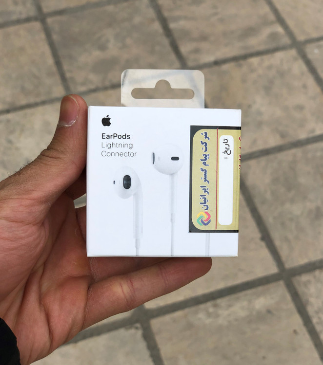 تصویر هندزفری اپل مدل EarPods با کانکتور لایتنینگ اورجینال – Apple EarPods Lightning Connector سفید