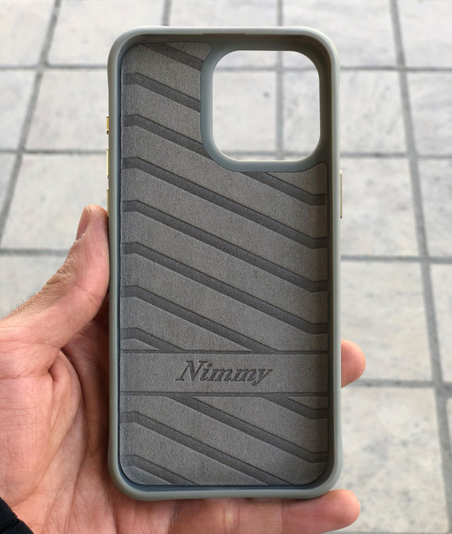 قاب طرحدار قلابدوزی نیمی Nimmy مدل Busy Being A Billionaire با گلدوزی سگ سهبعدی و طراحی خاص