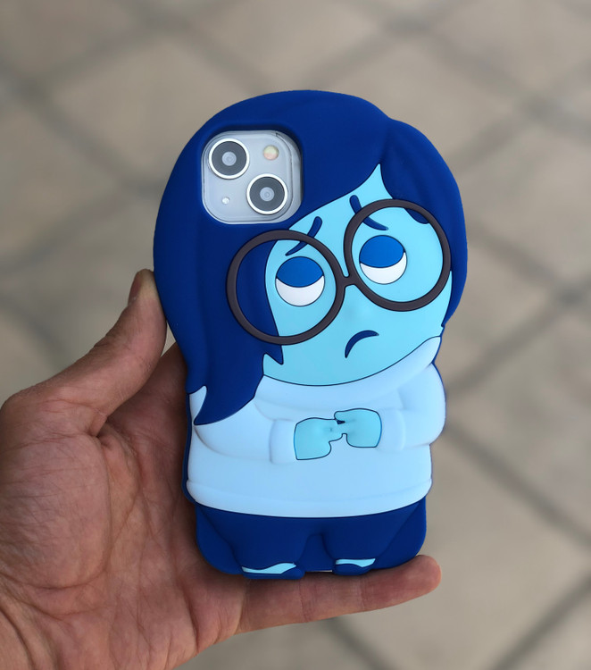 قاب فانتزی سیلیکونی عروسکی Inside Out Sadness با جنس سیلیکون اورجینال و ضربهگیری بالا