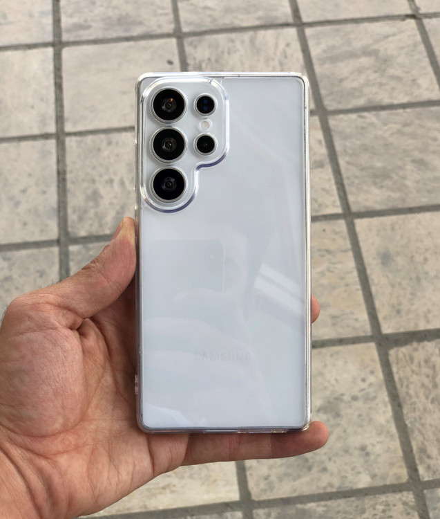 قاب شفاف بیرنگ Clear Case پلاستیک فشرده با محافظ لنز و ضد ضربه