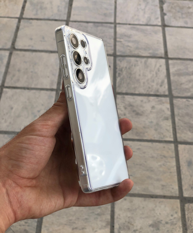 قاب شفاف بیرنگ Clear Case پلاستیک فشرده با محافظ لنز و ضد ضربه