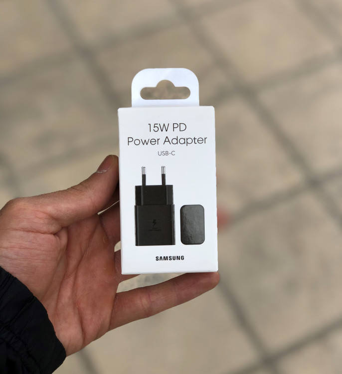 تصویر شارژر دیواری سامسونگ مدل EP-T1510 دو شاخه سفید – Samsung 15W Wall Charger