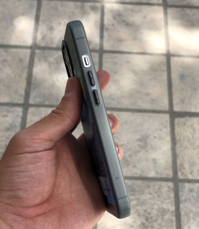 قاب محافظ گوشی با طرح نقاشی معروف شب پرستاره