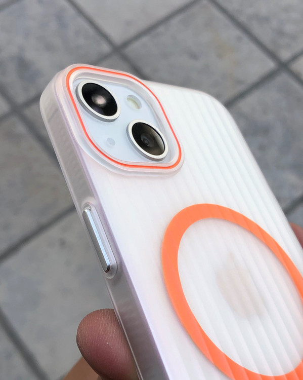 قاب مات مگسیف دار نیدد مدل Matte Magsafe در رنگهای خاص و طراحی شیک