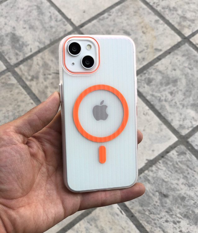 قاب مات مگسیف دار نیدد مدل Matte Magsafe در رنگهای خاص و طراحی شیک