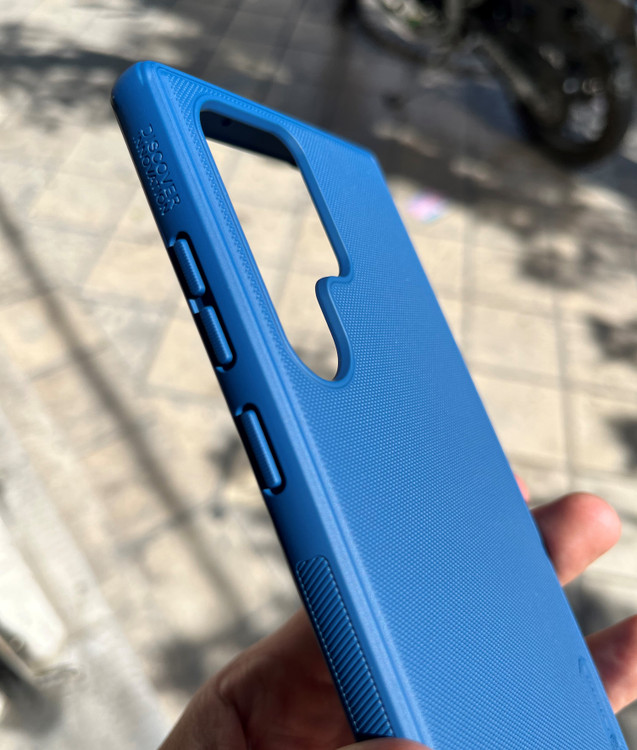 قاب گوشی نیلکین Nillkin Super Frosted Pro مشکی مقاوم و ضد ضربه با طراحی مینیمال و خوشدست.